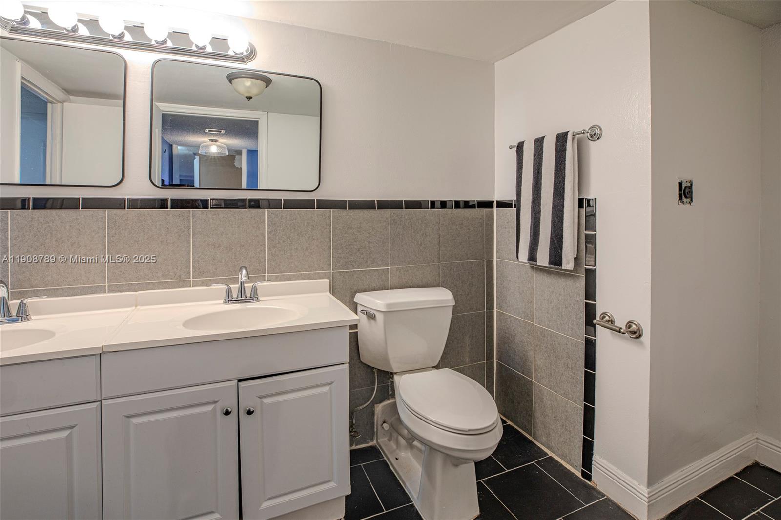 437 Golden Isles Dr #9B-C, Hallandale Beach FL 33009
