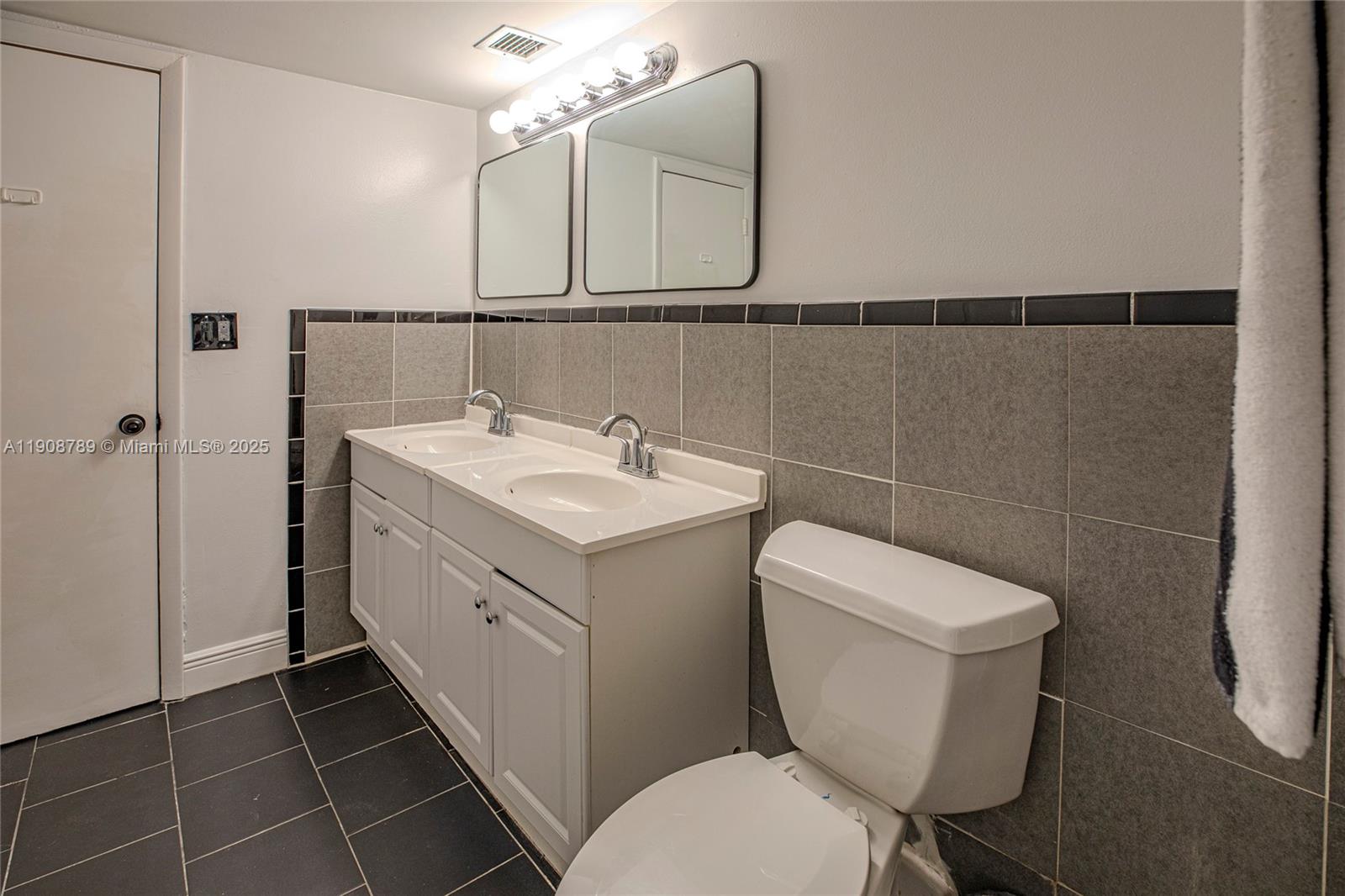 437 Golden Isles Dr #9B-C, Hallandale Beach FL 33009