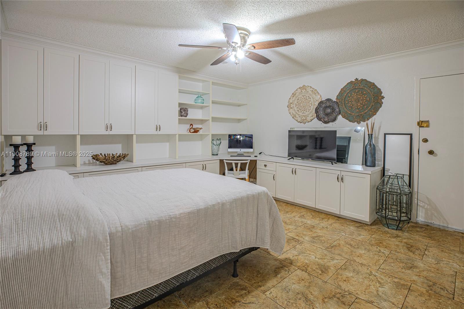437 Golden Isles Dr #9B-C, Hallandale Beach FL 33009