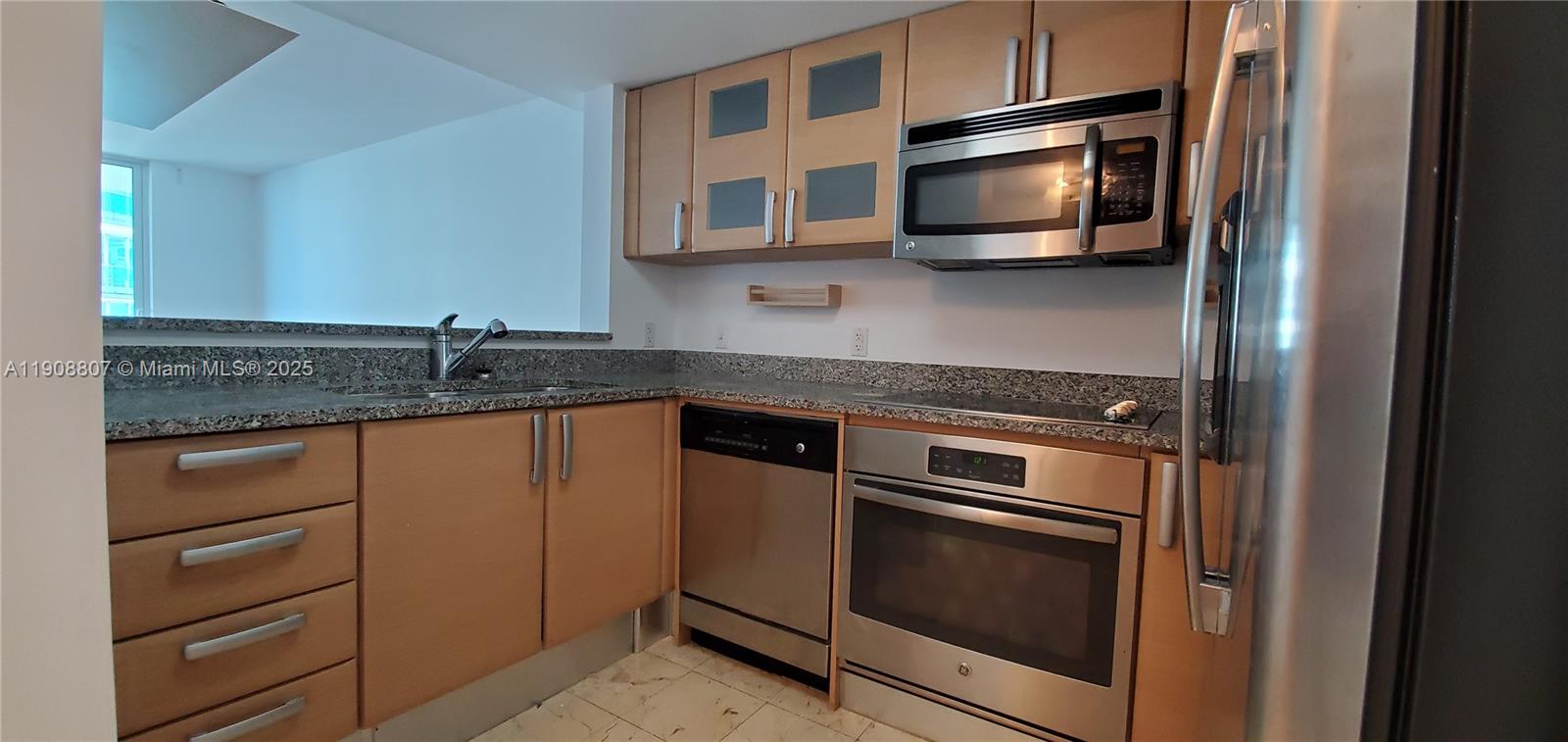 2101 Brickell Ave #1808, Miami FL 33129