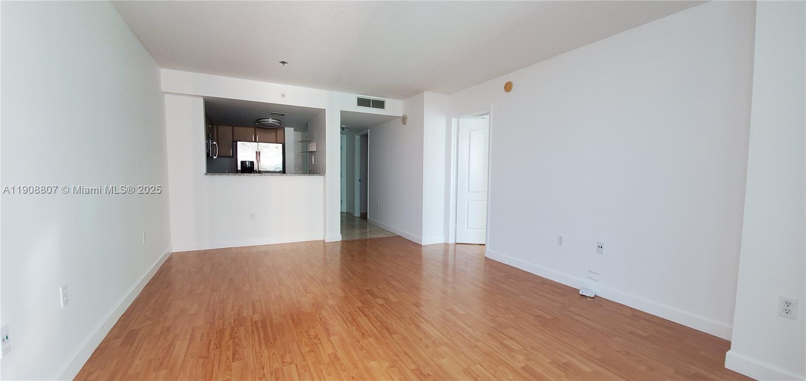 2101 Brickell Ave #1808, Miami FL 33129