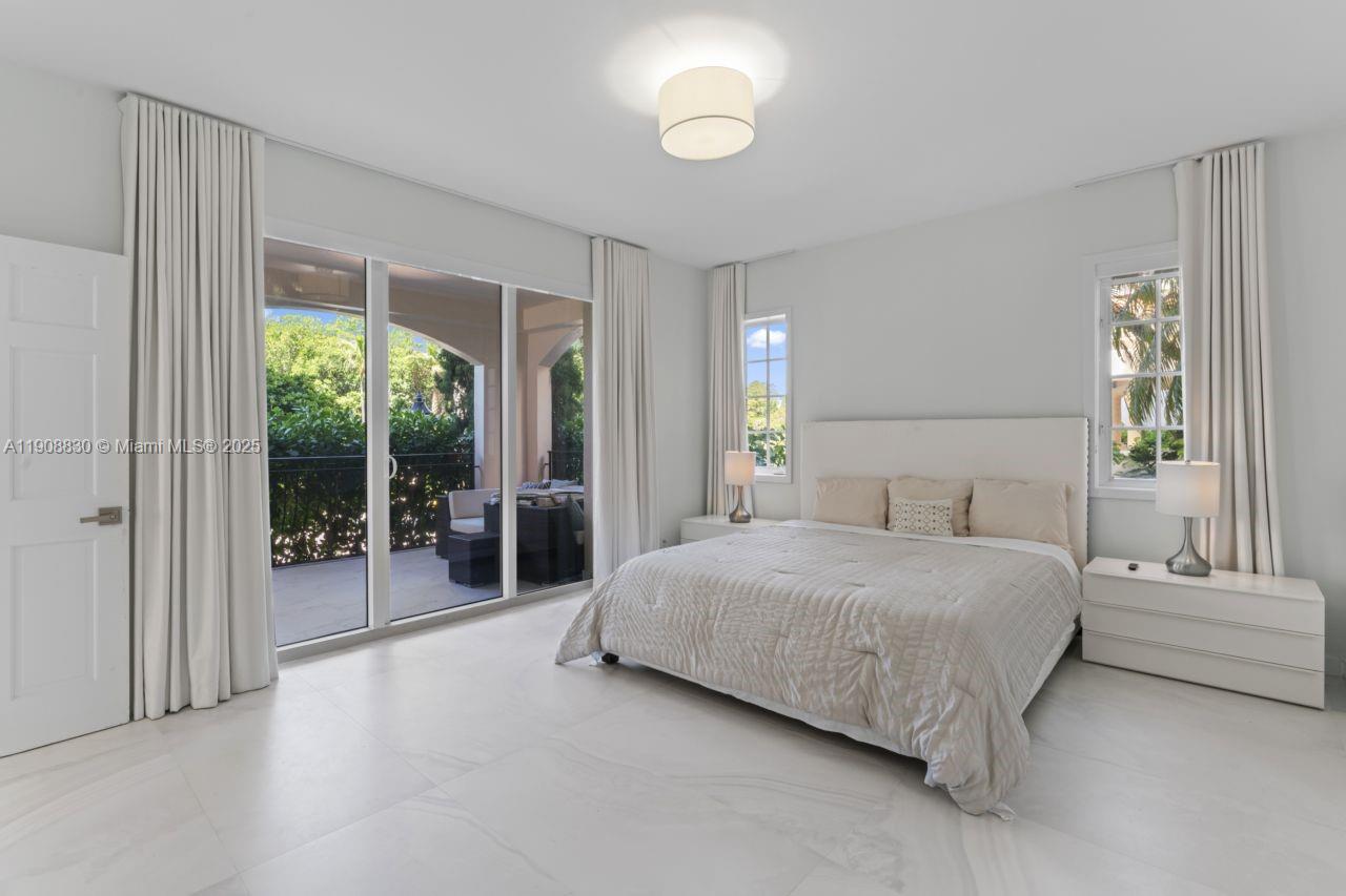 19217 Fisher Island Dr #19217, Miami Beach FL 33109