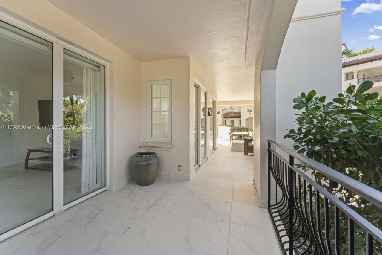 19217 Fisher Island Dr #19217, Miami Beach FL 33109