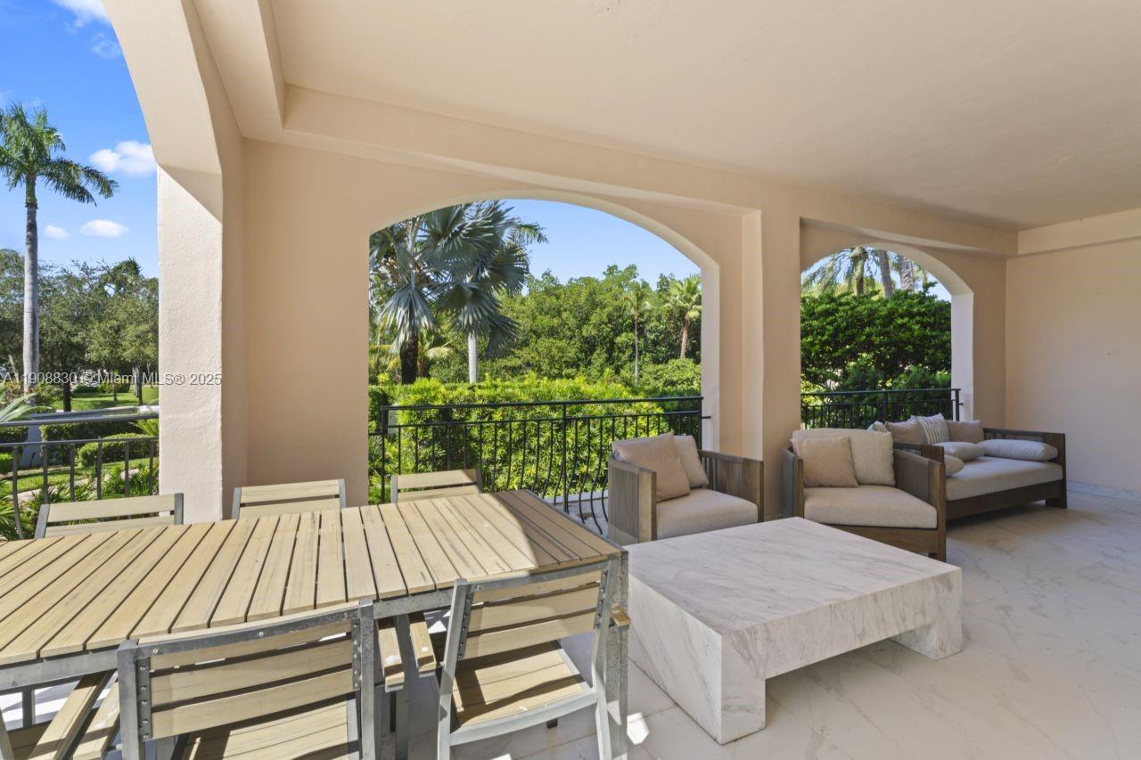 19217 Fisher Island Dr #19217, Miami Beach FL 33109