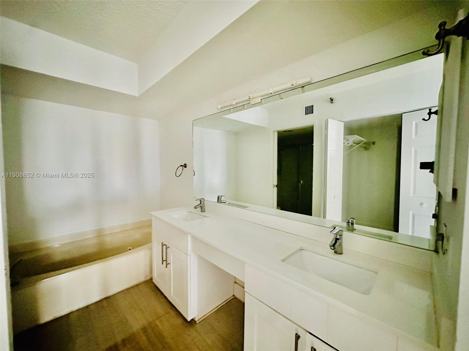 19101 NE 36th Ct #709, Aventura FL 33180