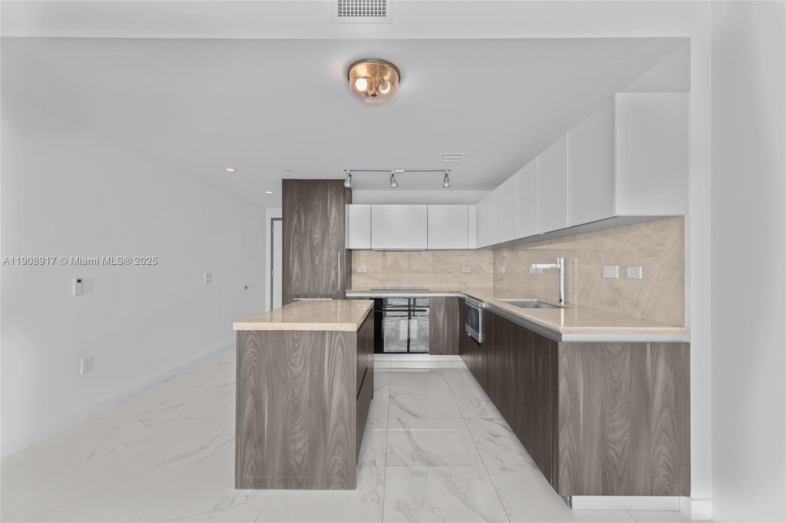 3131 NE 7th Ave #3505, Miami FL 33137