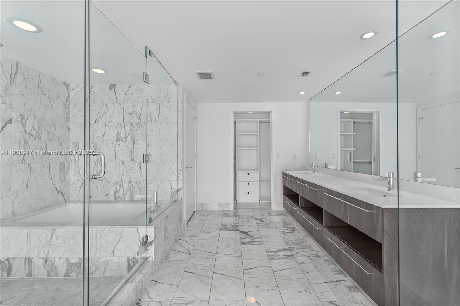 3131 NE 7th Ave #3505, Miami FL 33137