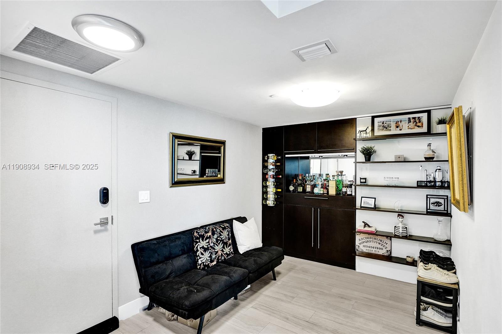 350 S Miami Ave #3205, Miami FL 33130