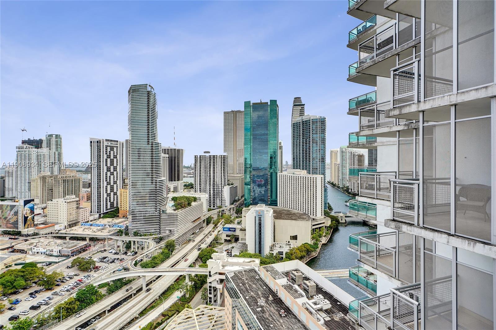 350 S Miami Ave #3205, Miami FL 33130