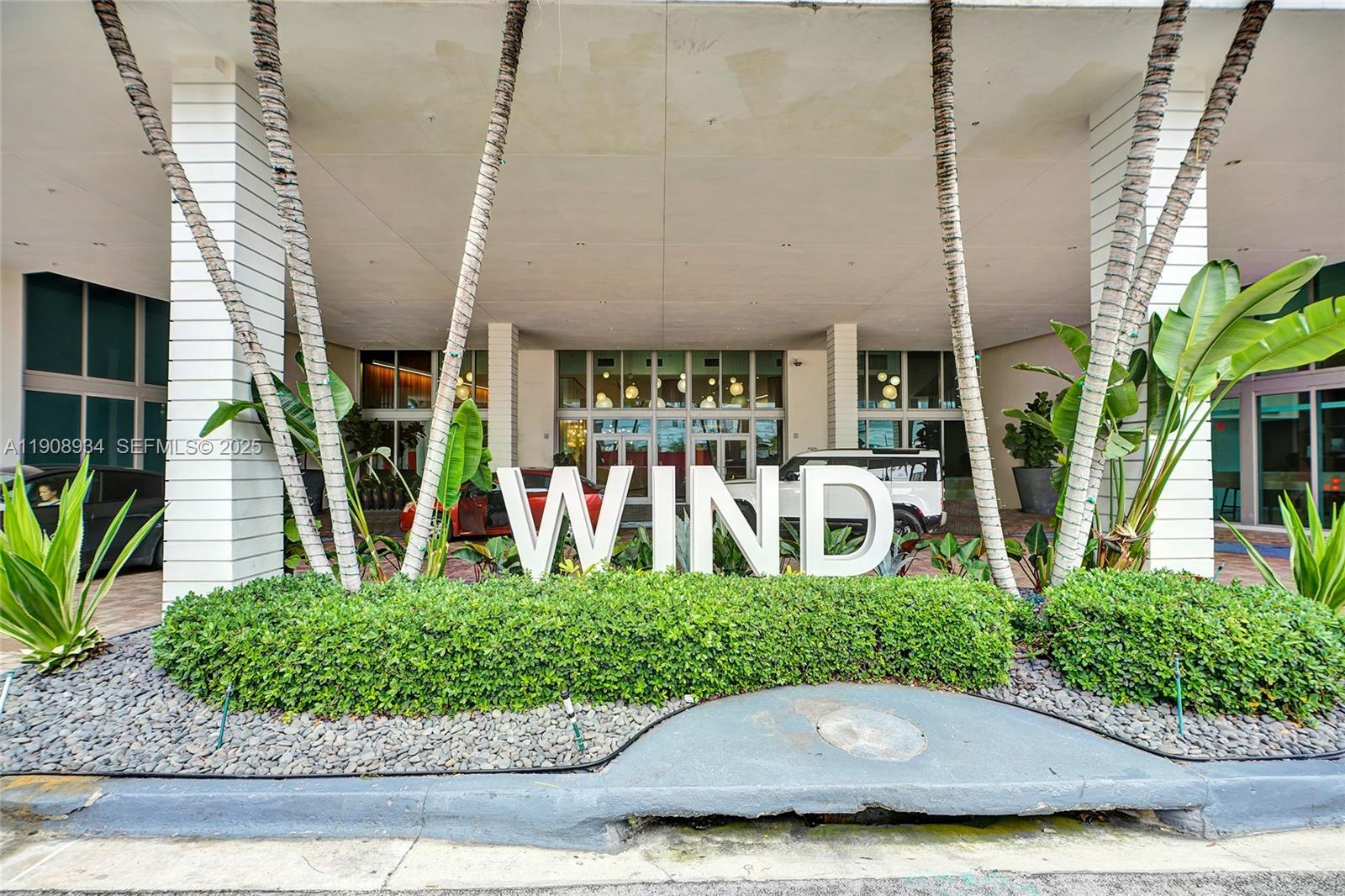 350 S Miami Ave #3205, Miami FL 33130