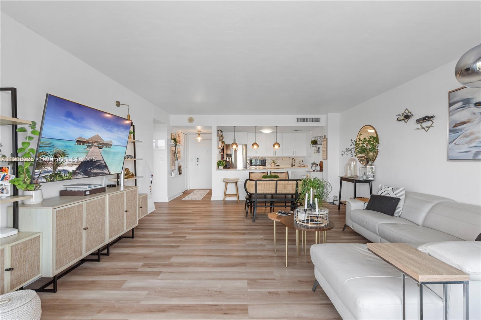 2451 Brickell Ave #16K, Miami FL 33129