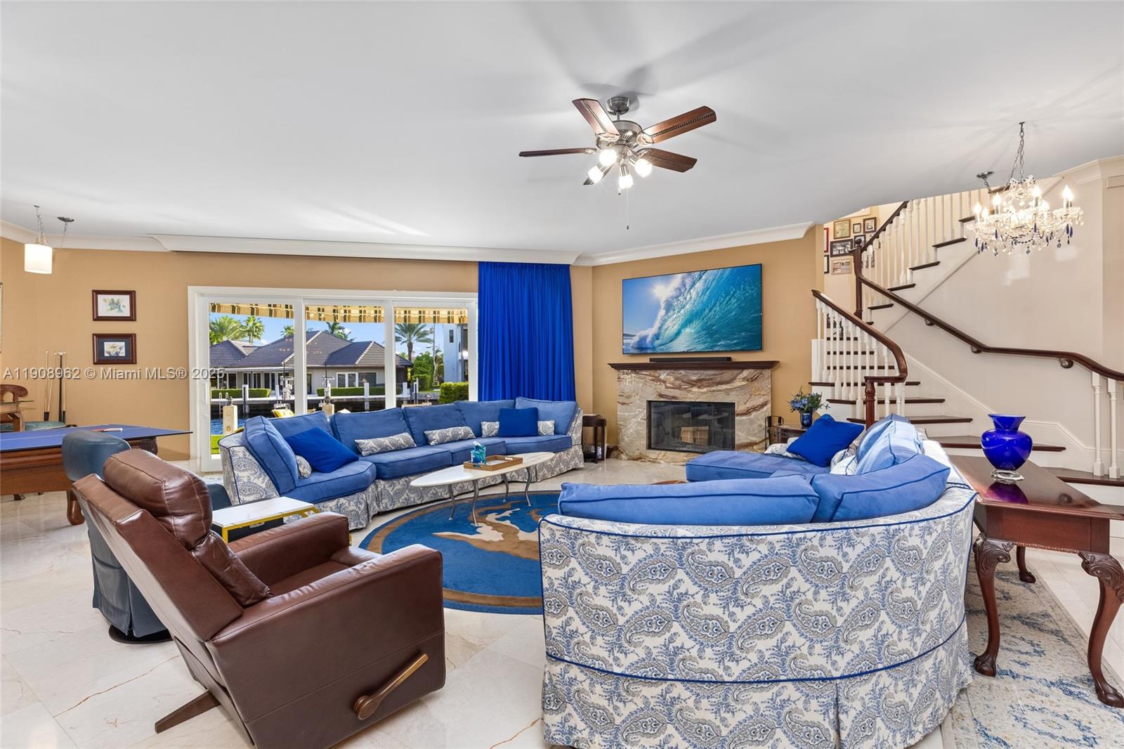 70 Bay Colony Ln, Fort Lauderdale FL 33308