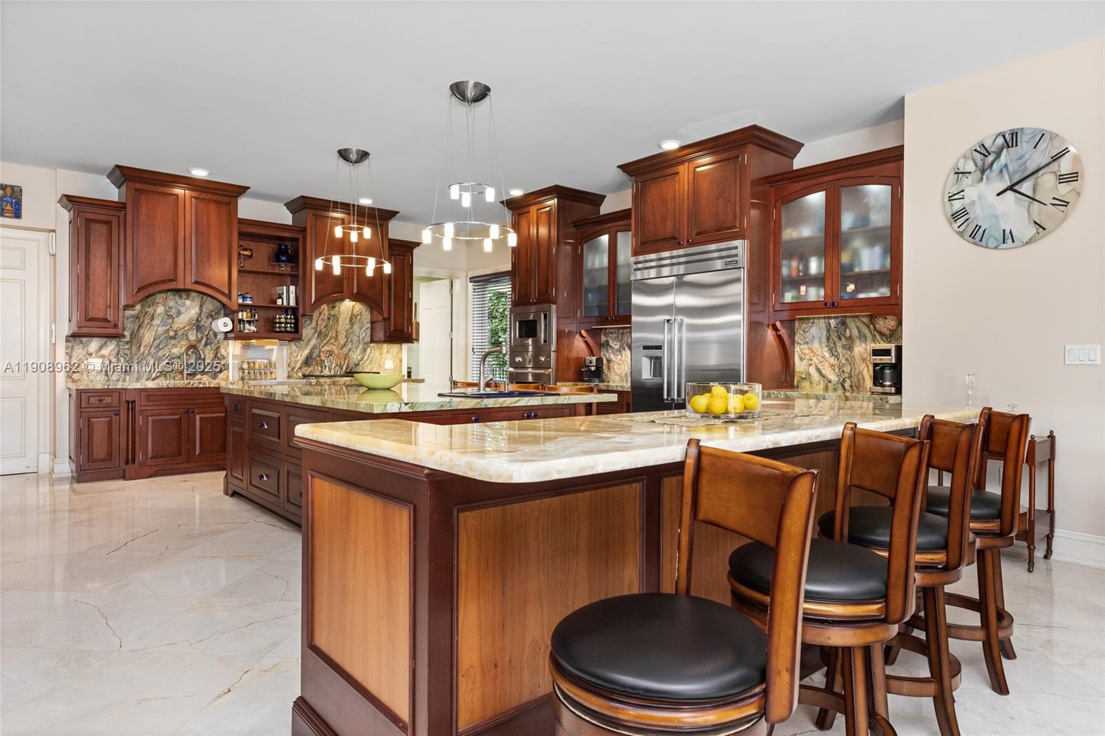 70 Bay Colony Ln, Fort Lauderdale FL 33308