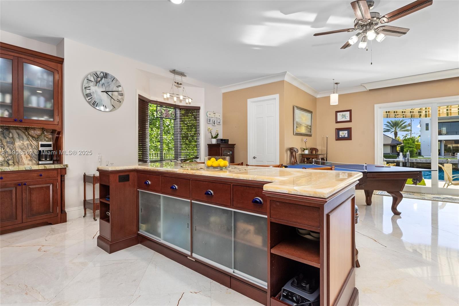 70 Bay Colony Ln, Fort Lauderdale FL 33308