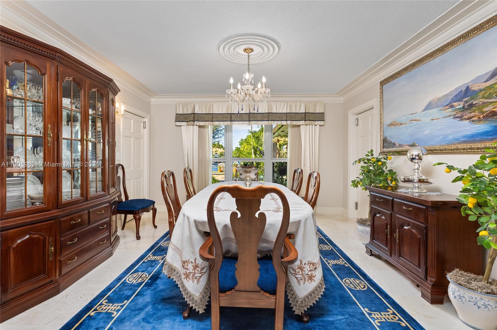 70 Bay Colony Ln, Fort Lauderdale FL 33308