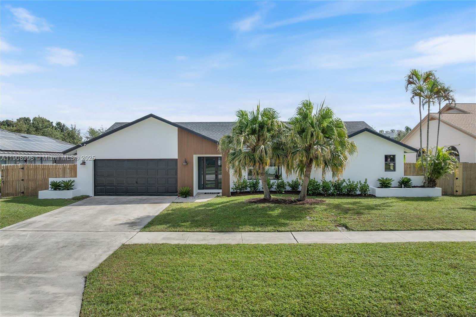 4108 Cedar Creek Rd, Boca Raton FL 33487