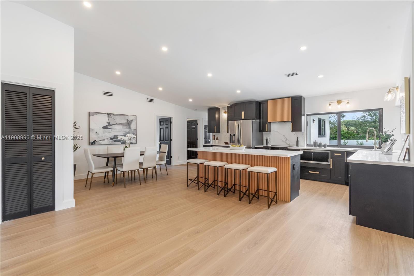 4108 Cedar Creek Rd, Boca Raton FL 33487