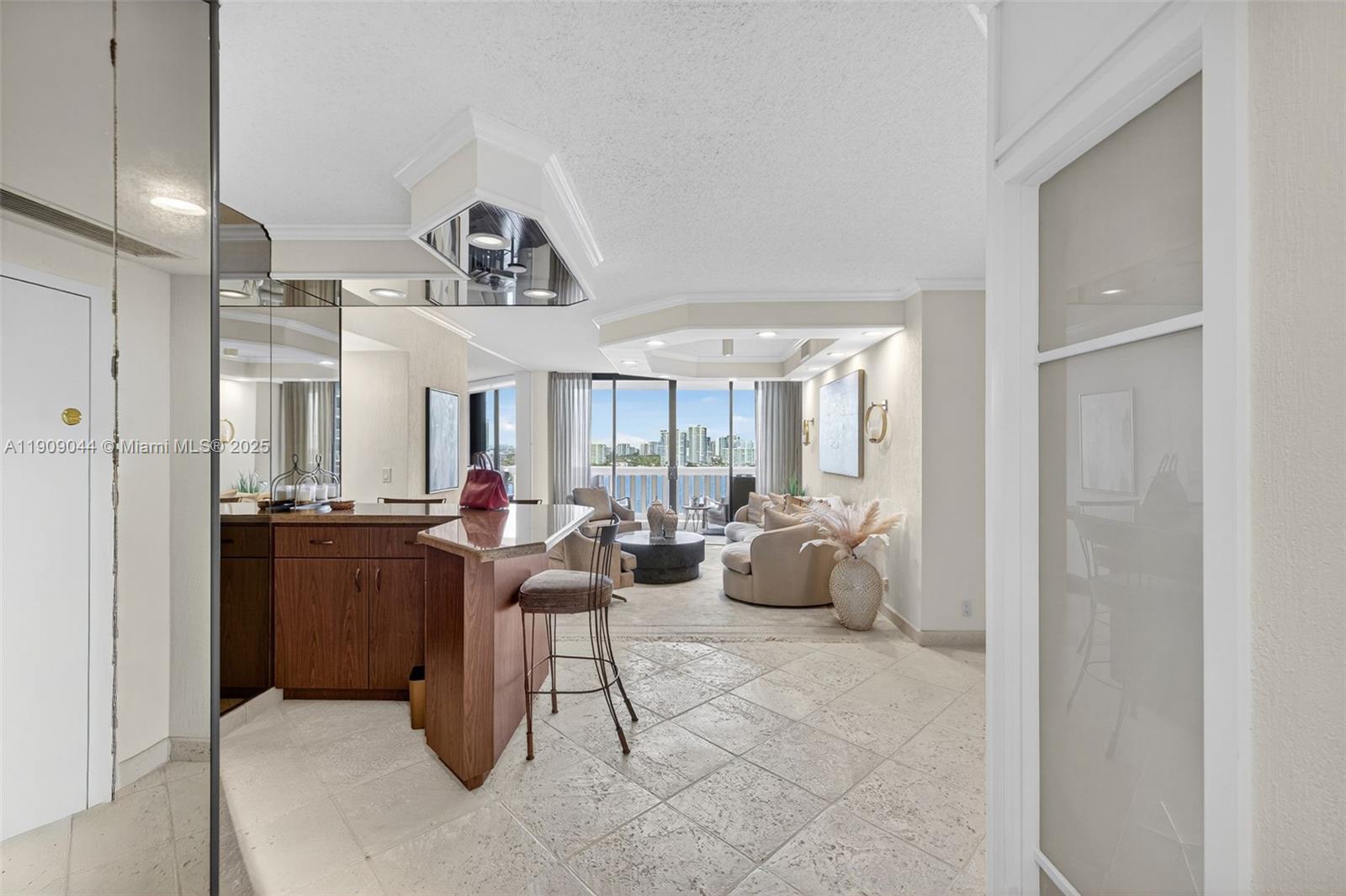 3000 Island Blvd #1904, Aventura FL 33160