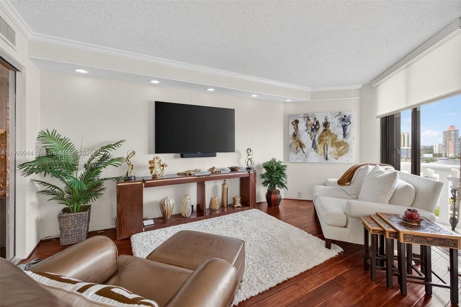 3000 Island Blvd #1904, Aventura FL 33160