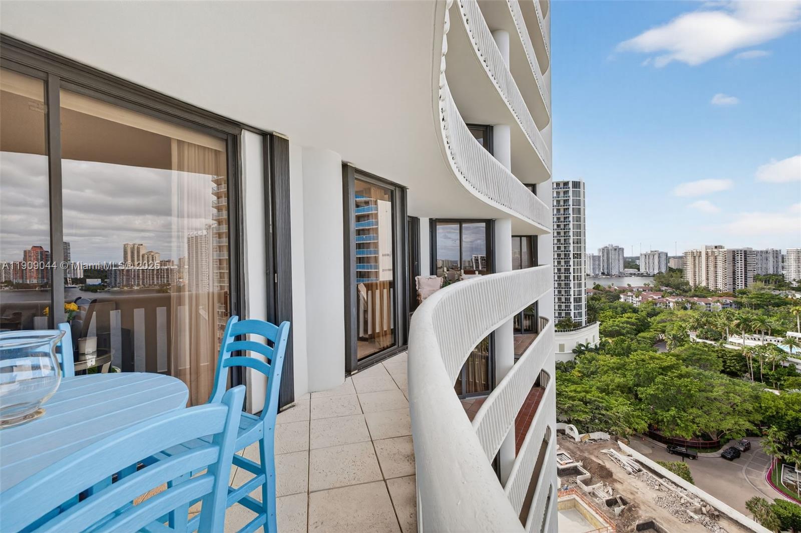 3000 Island Blvd #1904, Aventura FL 33160