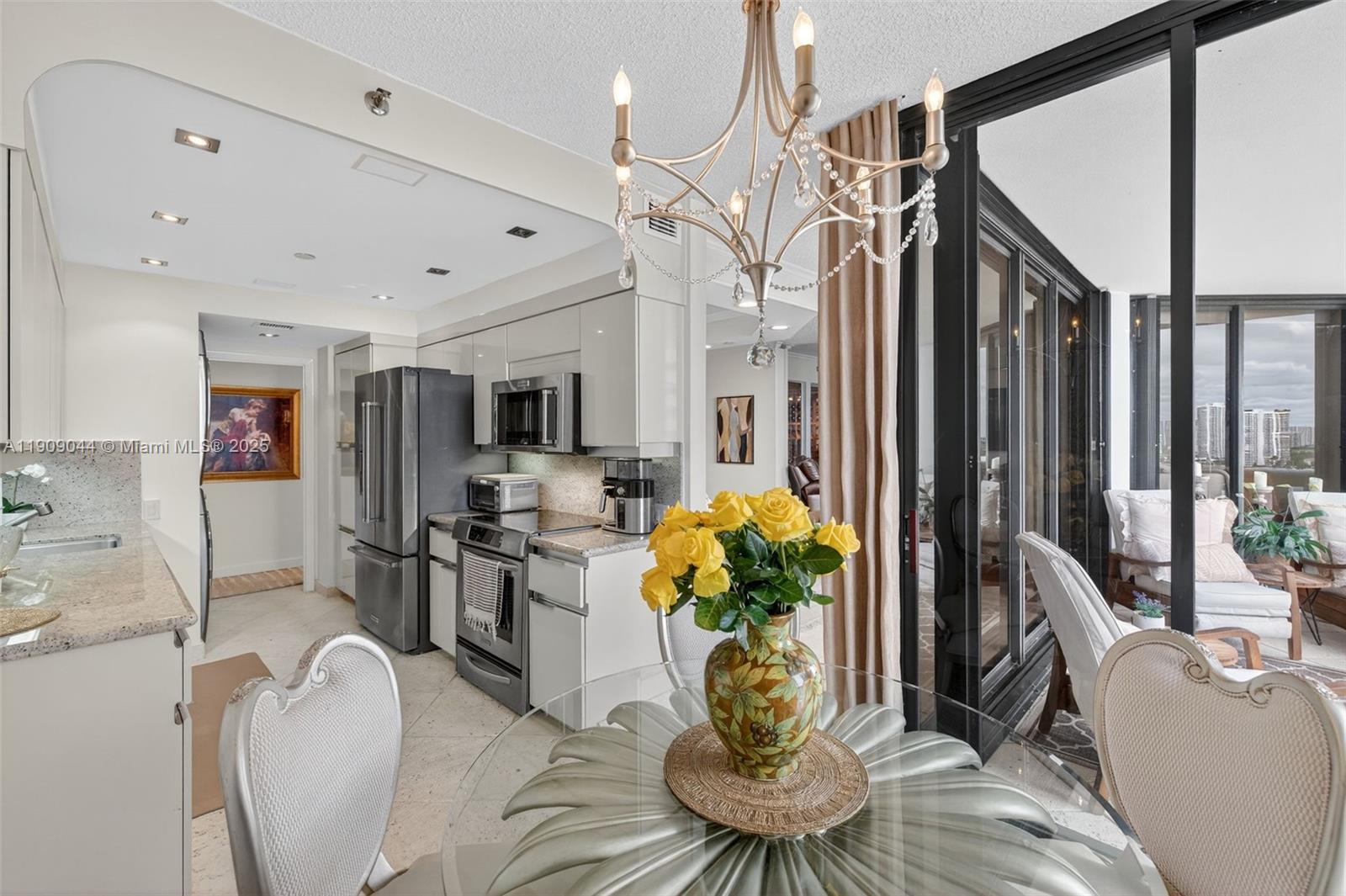 3000 Island Blvd #1904, Aventura FL 33160