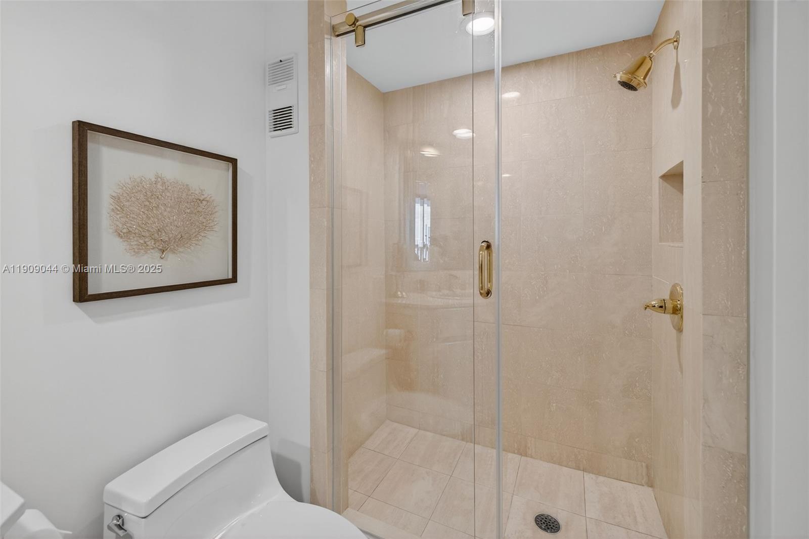 3000 Island Blvd #1904, Aventura FL 33160