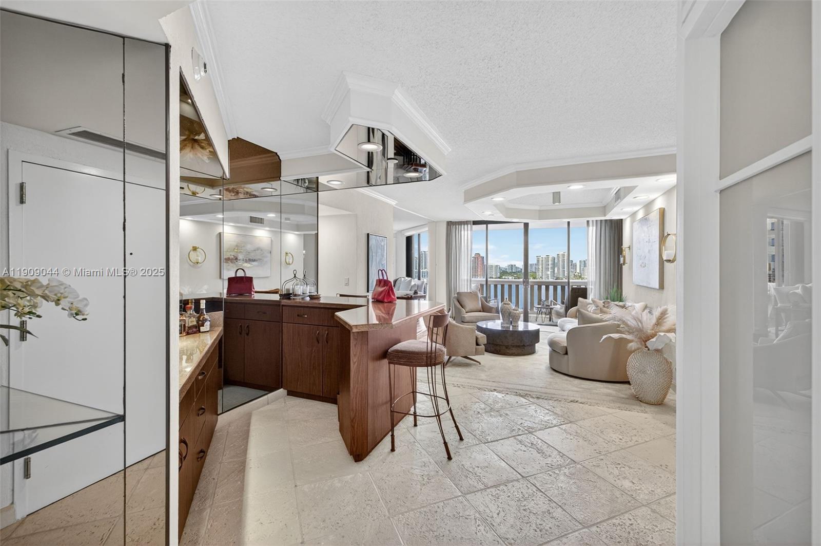 3000 Island Blvd #1904, Aventura FL 33160