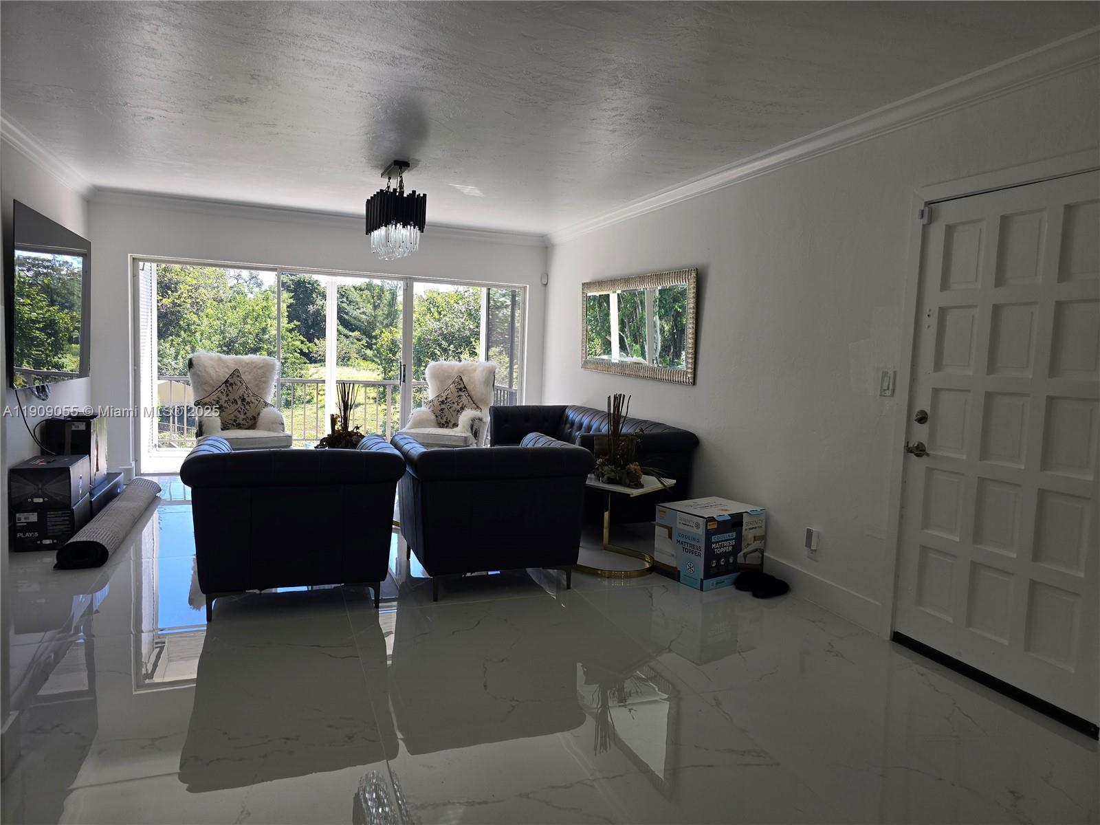 6010 S Falls Cir Dr #206, Lauderhill FL 33319