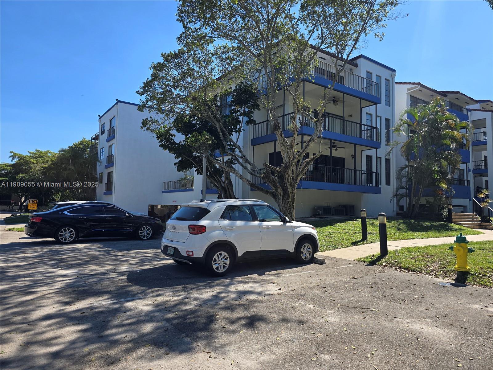6010 S Falls Cir Dr #206, Lauderhill FL 33319