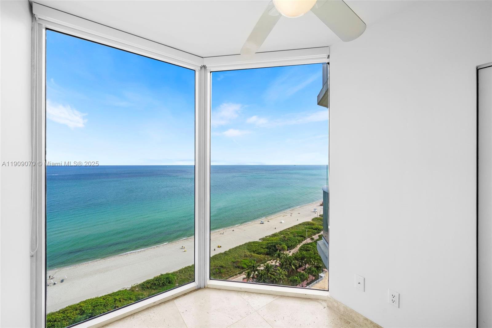 4775 Collins Ave #1903, Miami Beach FL 33140