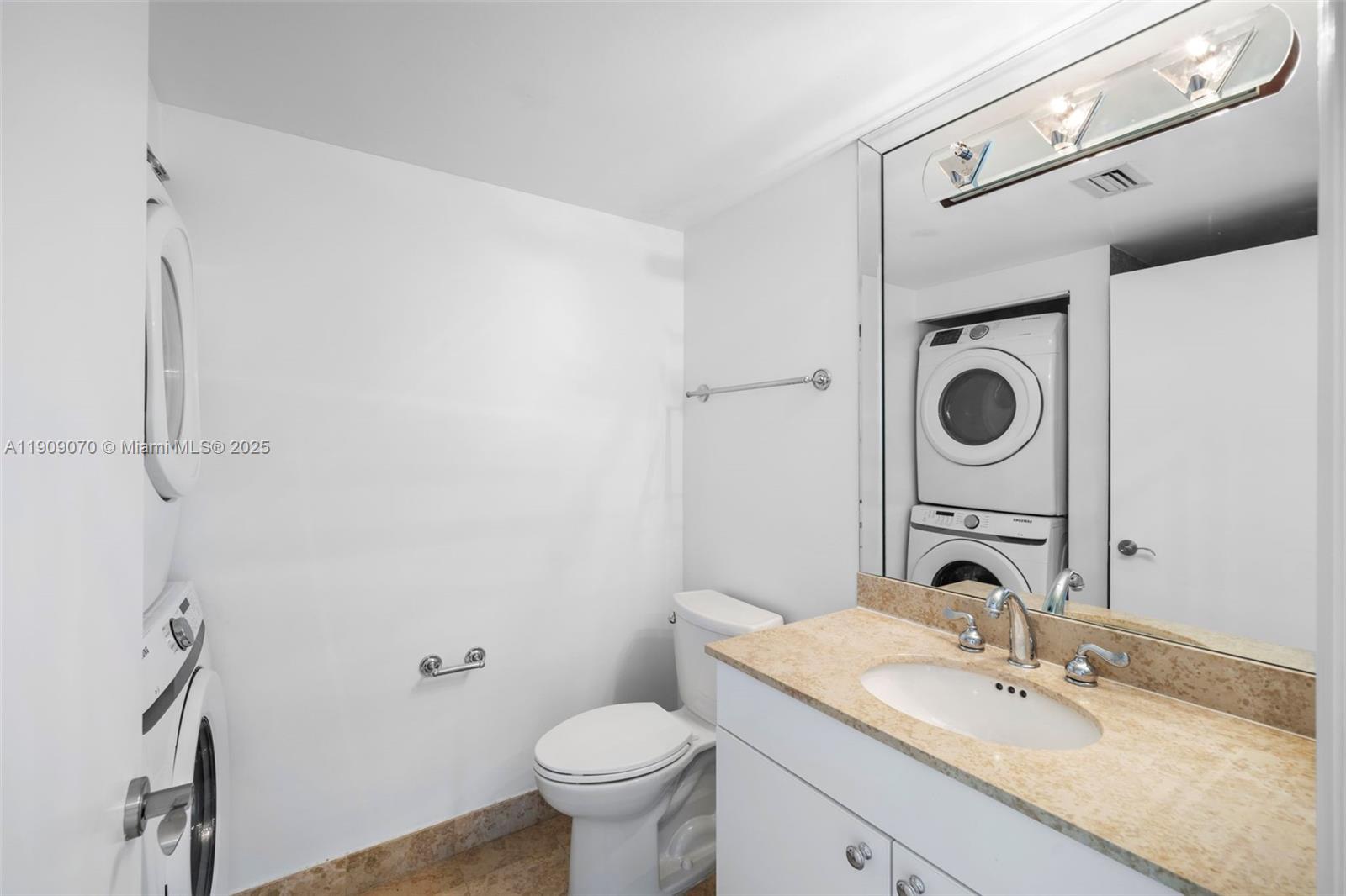 4775 Collins Ave #1903, Miami Beach FL 33140