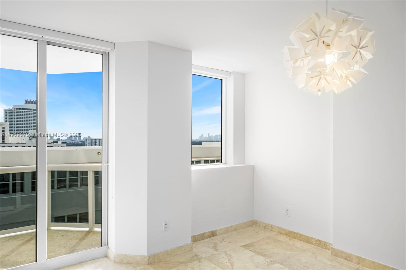 4775 Collins Ave #1903, Miami Beach FL 33140