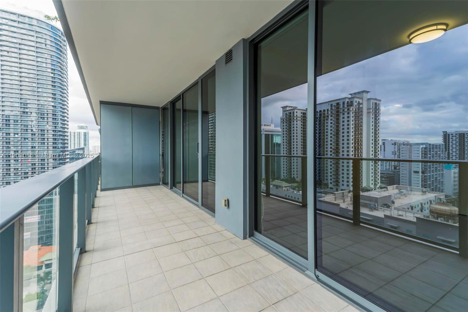 1000 Brickell Plz #2304, Miami FL 33131