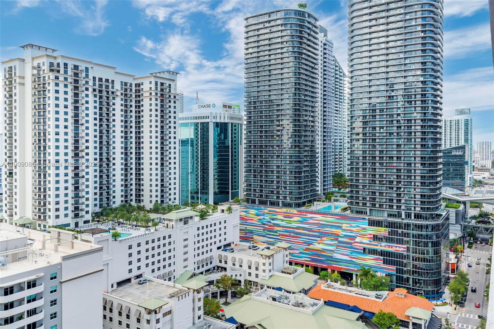 1000 Brickell Plz #2304, Miami FL 33131