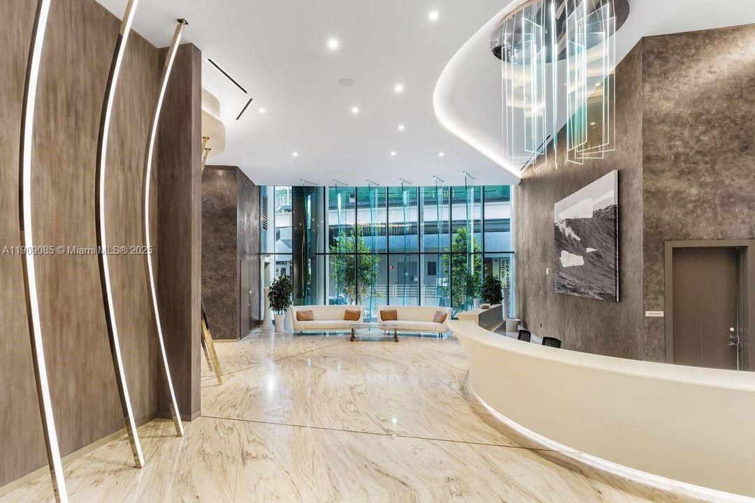 1000 Brickell Plz #2304, Miami FL 33131