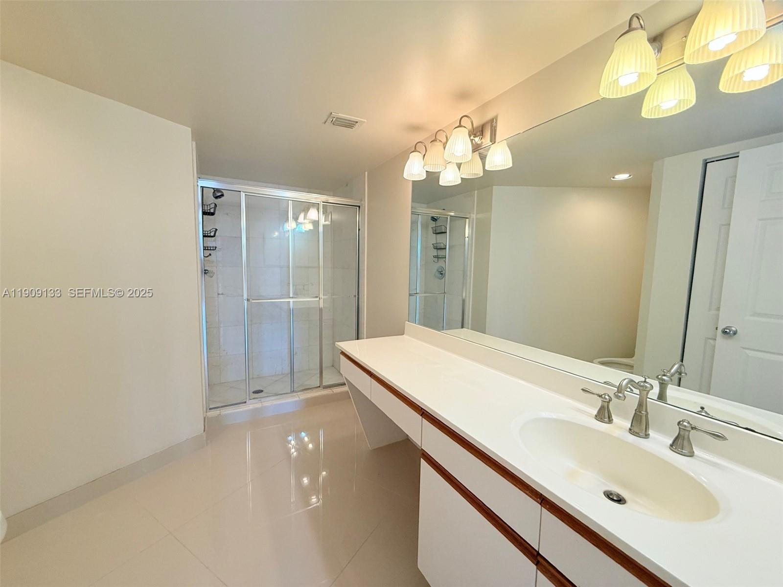 3530 Mystic Pointe Dr #1204, Aventura FL 33180