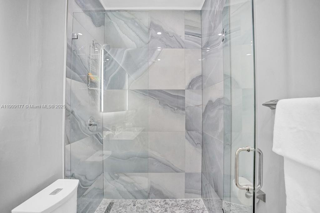 1109 SE 12th St, Deerfield Beach FL 33441
