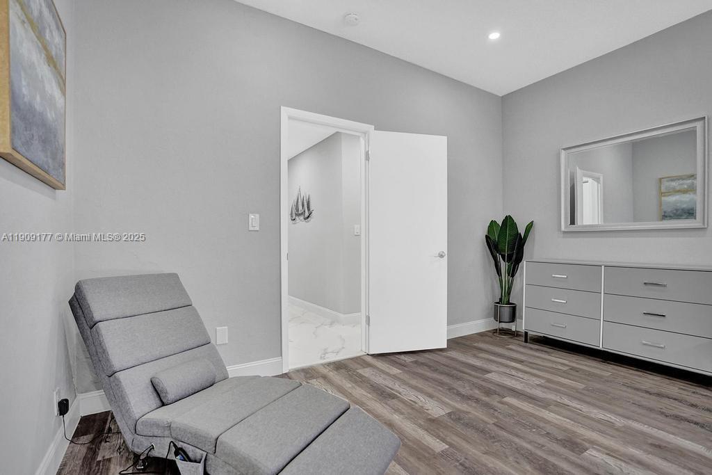 1109 SE 12th St, Deerfield Beach FL 33441