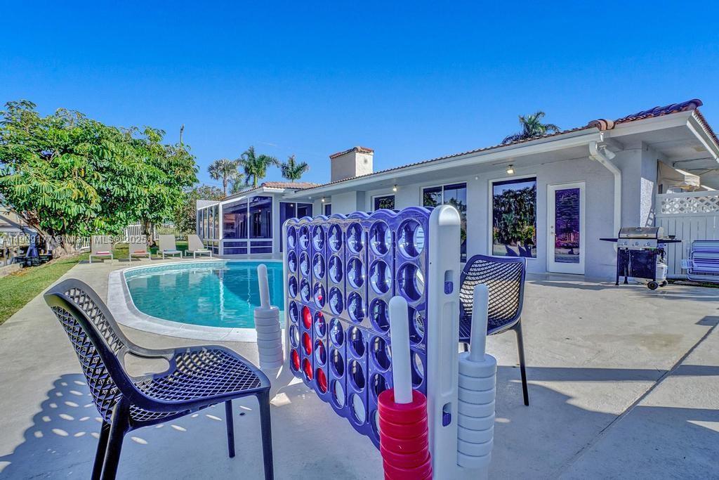 1109 SE 12th St, Deerfield Beach FL 33441