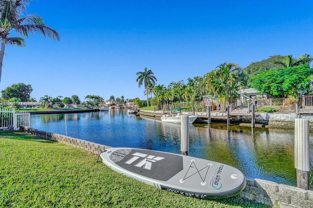 1109 SE 12th St, Deerfield Beach FL 33441