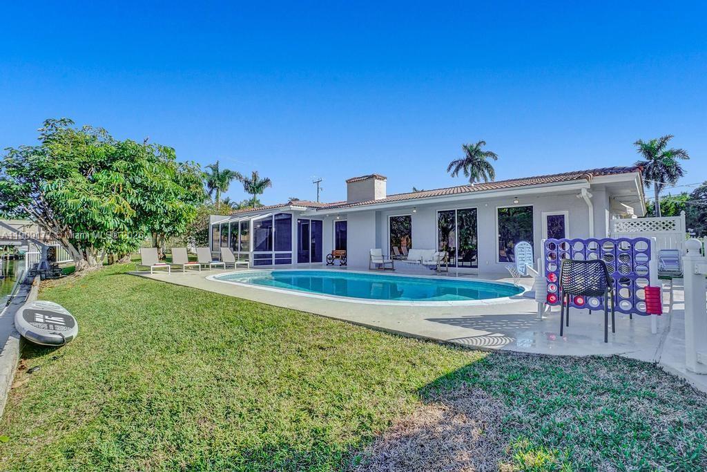 1109 SE 12th St, Deerfield Beach FL 33441