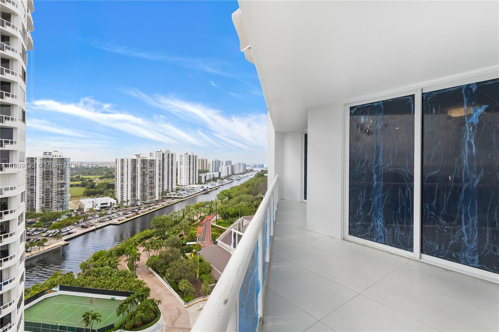 3801 NE 207th St #2002, Aventura FL 33180