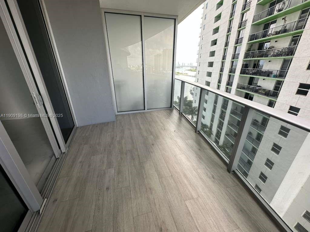 488 NE 18th St #2004, Miami FL 33132