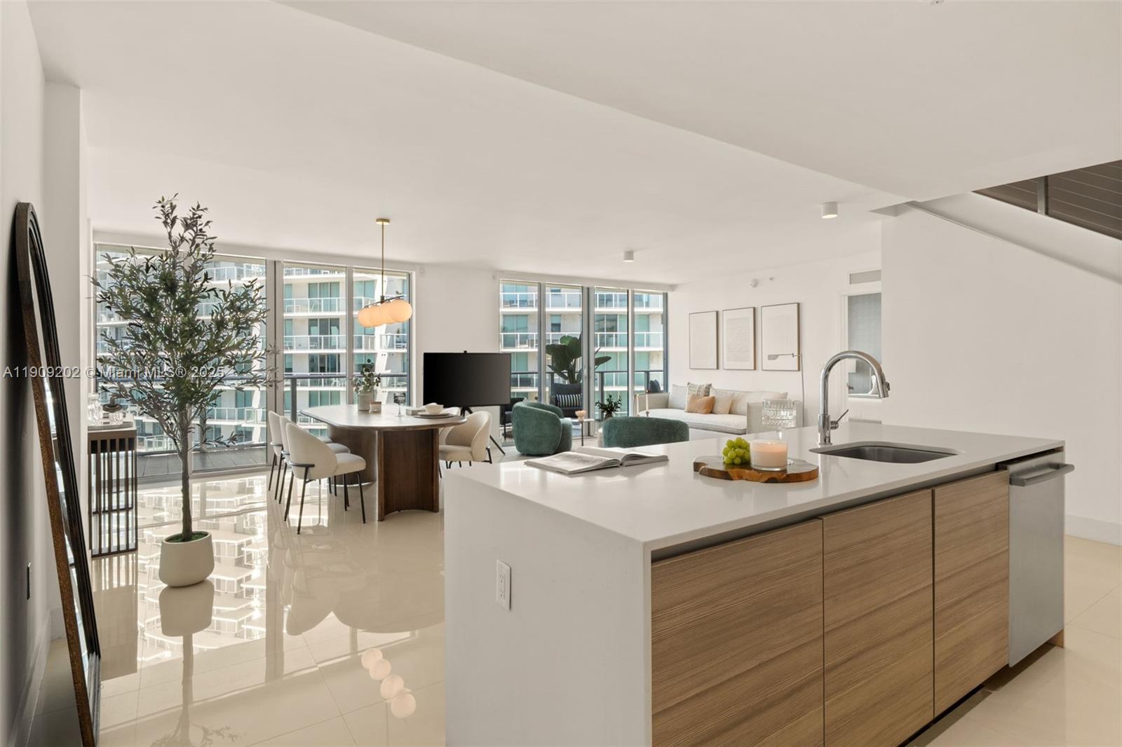 6620 Indian Creek Dr #713, Miami Beach FL 33141