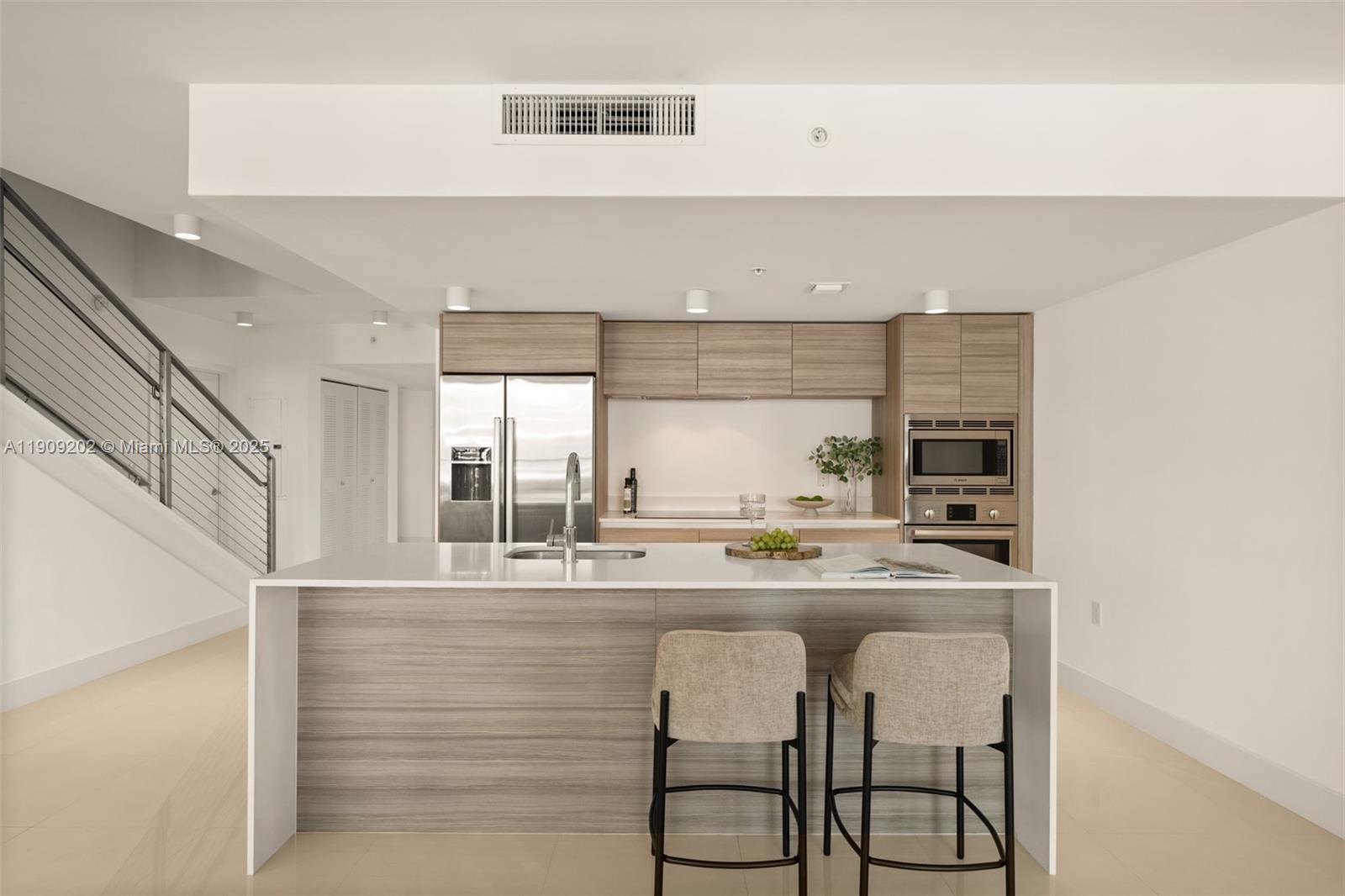 6620 Indian Creek Dr #713, Miami Beach FL 33141