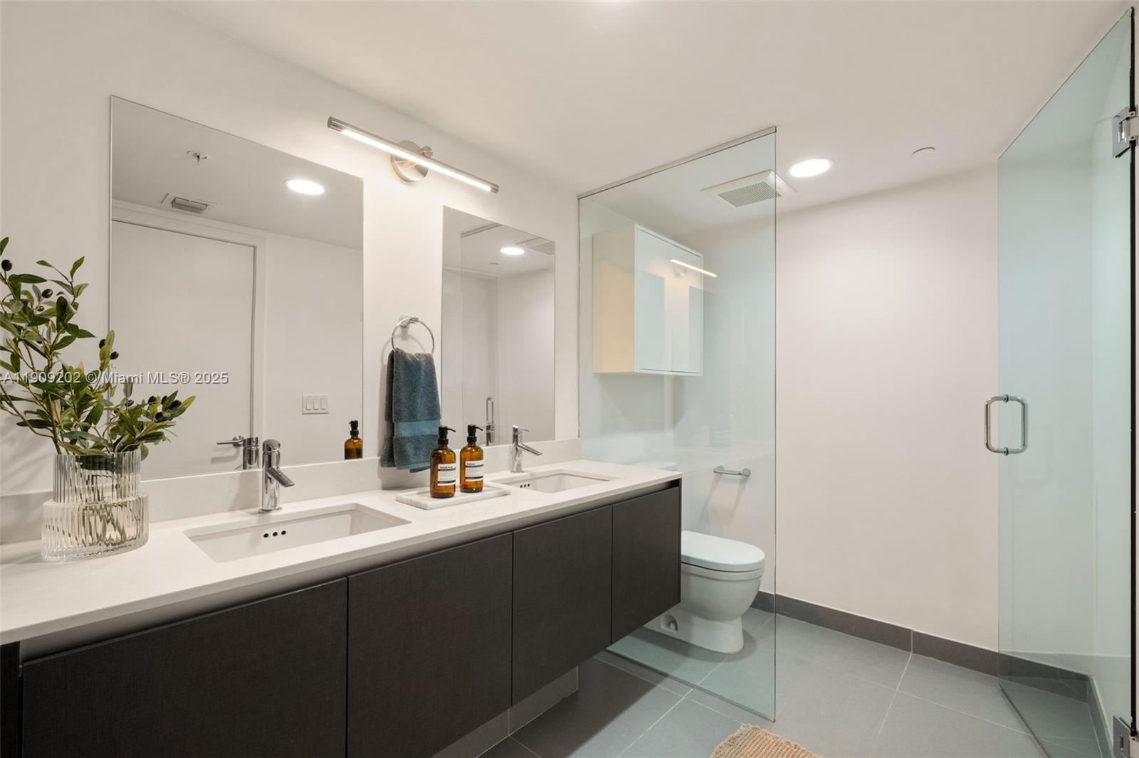 6620 Indian Creek Dr #713, Miami Beach FL 33141