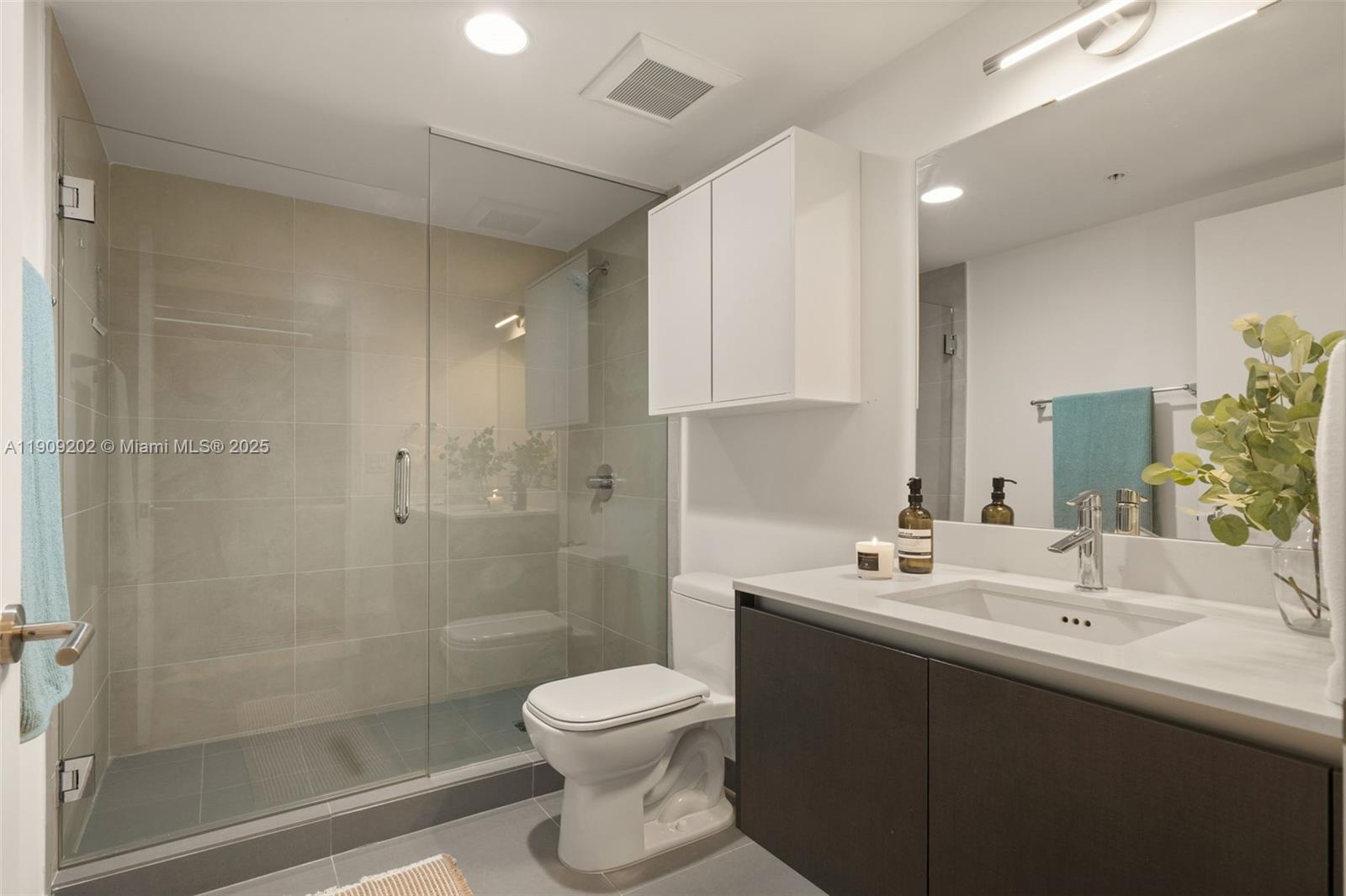 6620 Indian Creek Dr #713, Miami Beach FL 33141