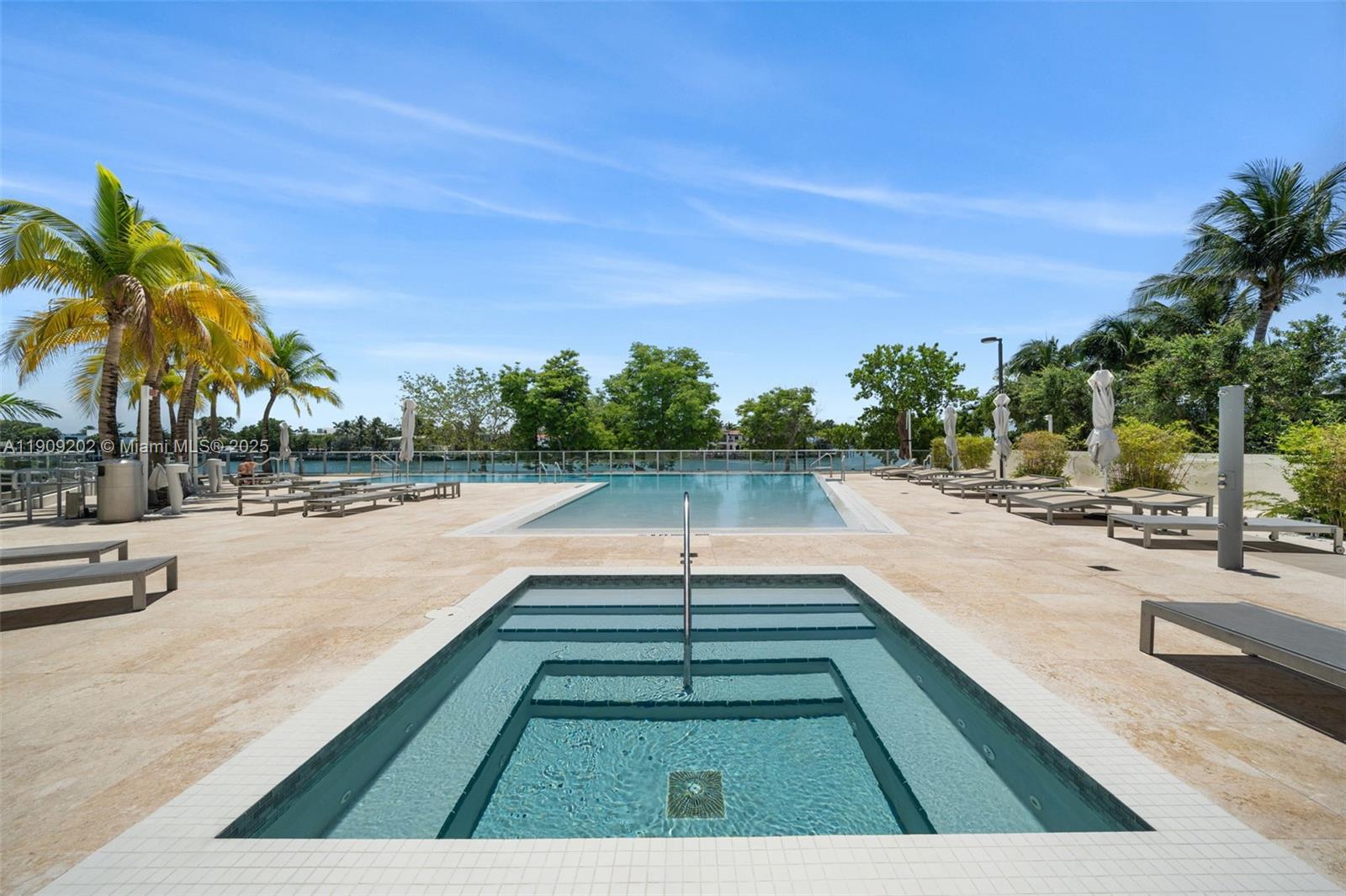 6620 Indian Creek Dr #713, Miami Beach FL 33141