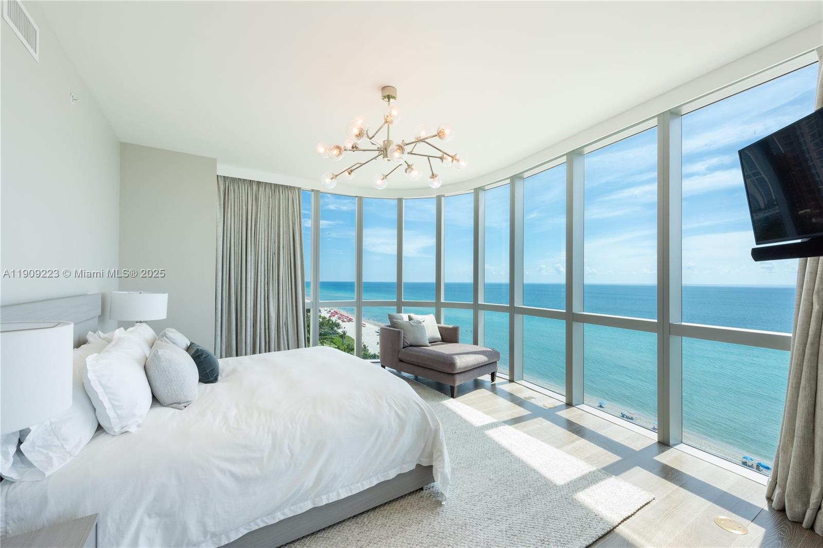 17475 Collins Ave #701, Sunny Isles Beach FL 33160