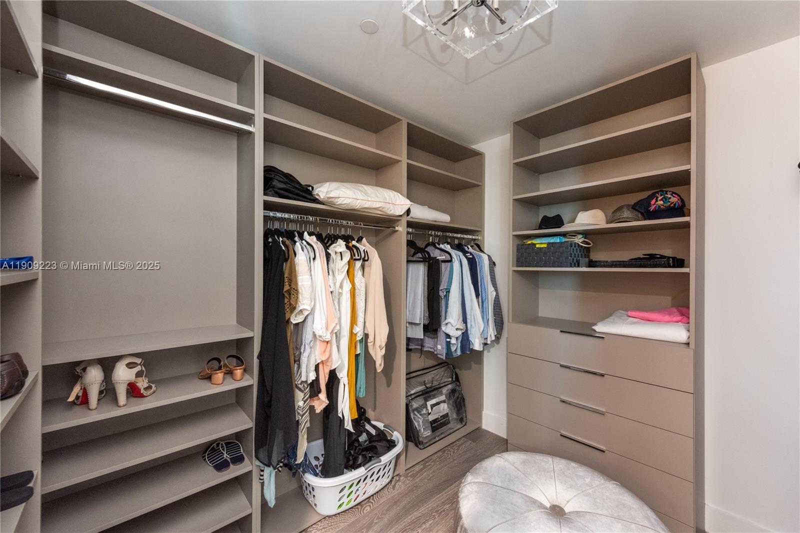 17475 Collins Ave #701, Sunny Isles Beach FL 33160